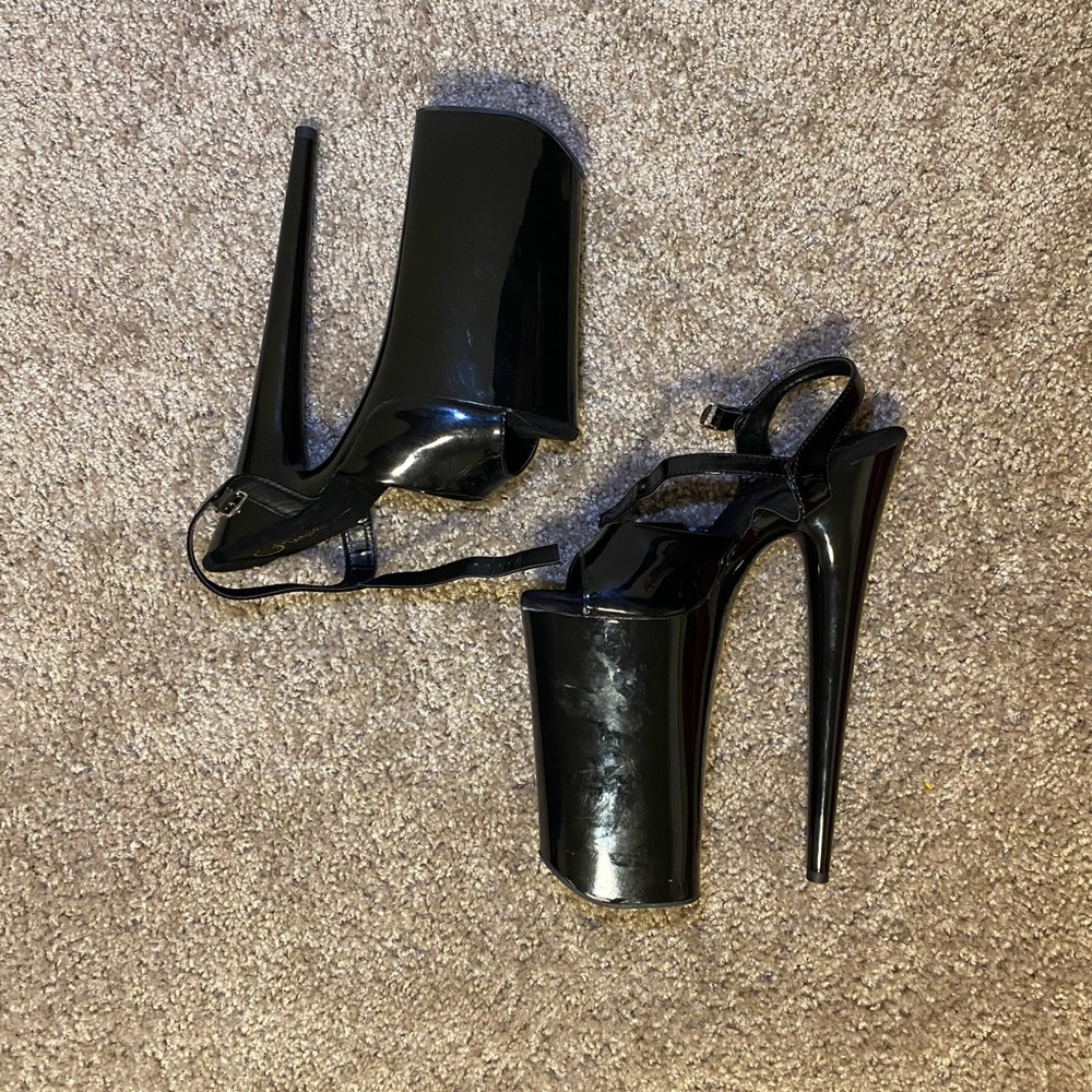 Pleasers 10” Black Platform Sandal Heels